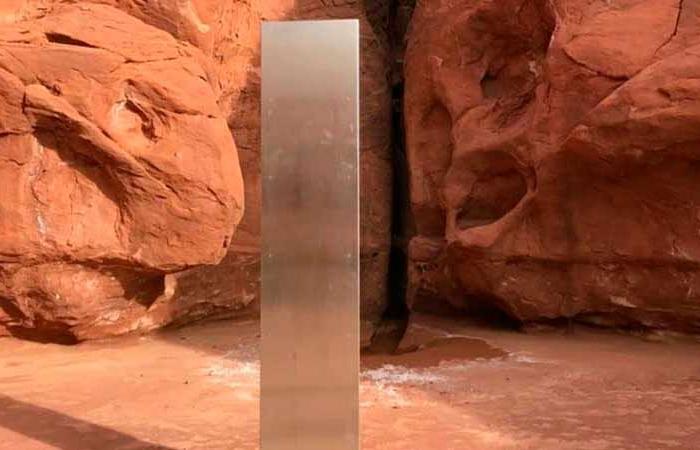 Strange metal monolith found in Utah and networks explode