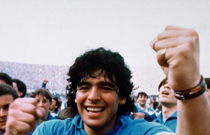 Diego Maradona: funeral workers dismissed after photos with corpse