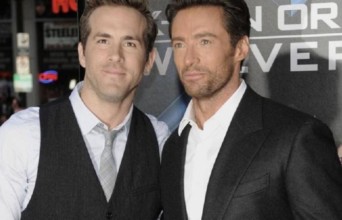 Ryan Reynolds’ Mom BETRAYS him! He supported Hugh Jackman in the bitter fight