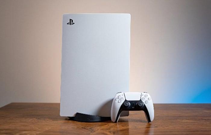 After having managed to buy 200 Playstation 5, an American has...