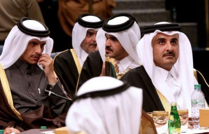 Financial Times: Saudi Arabia seeks to resolve the crisis with Qatar...