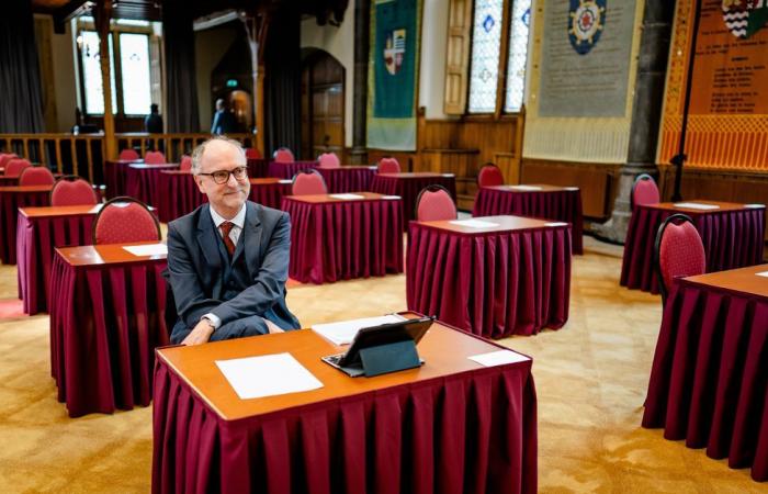 Inconvenience Leiden University grows over Paul Cliteur’s support for Baudet