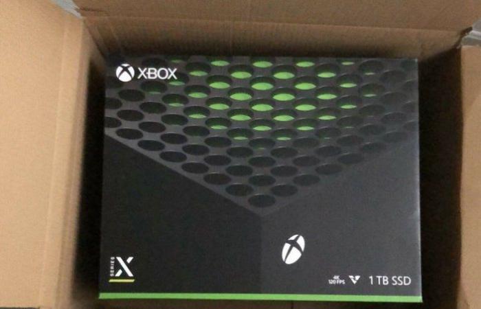 Xbox Series X Stock: Group of Profiteers Secures 1000 Consoles with Bots! | Xbox one