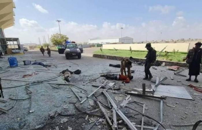 New Yemeni Cabinet survives 
Houthi attack at Aden airport