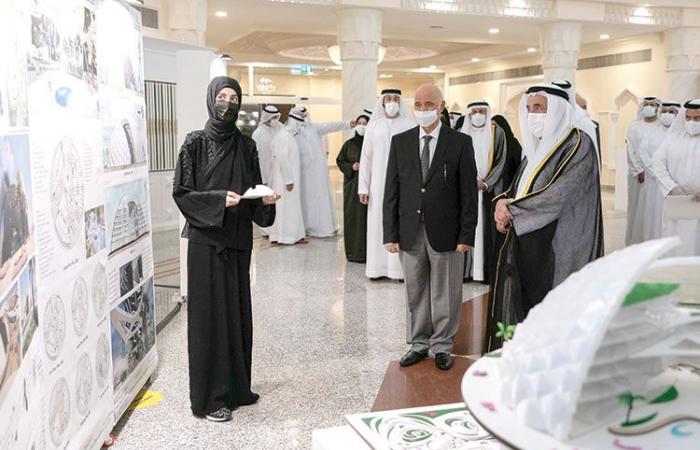 Sultan reviews Sharjah Oasis for Technology and Innovation