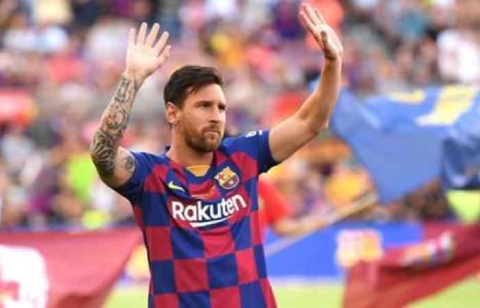 Farewell speech .. Messi speaks to Barcelona fans at Camp Nou