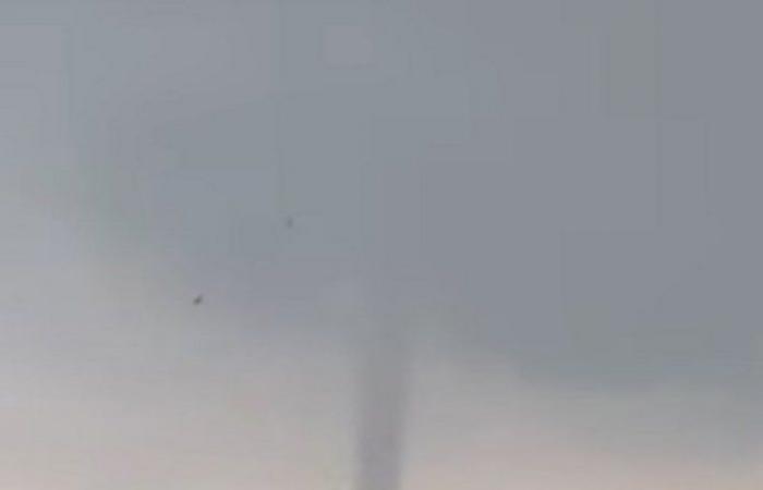 A “funnel” cyclone overlooks the shores of Jizan amid heavy rain