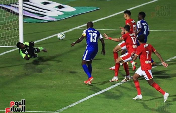 Afsha adds the third goal of Al-Ahly against the National Guard.....