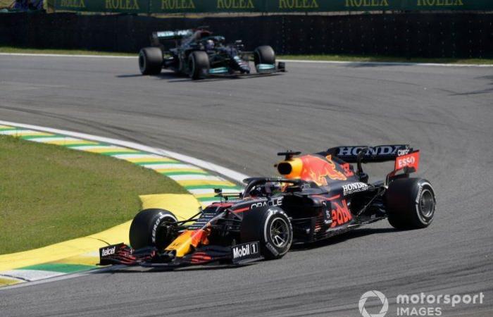 How Mercedes’ weakness cost Verstappen so dearly amid Hamilton’s rise in...