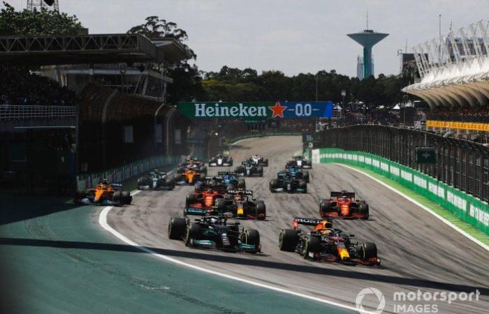 How Mercedes’ weakness cost Verstappen so dearly amid Hamilton’s rise in...