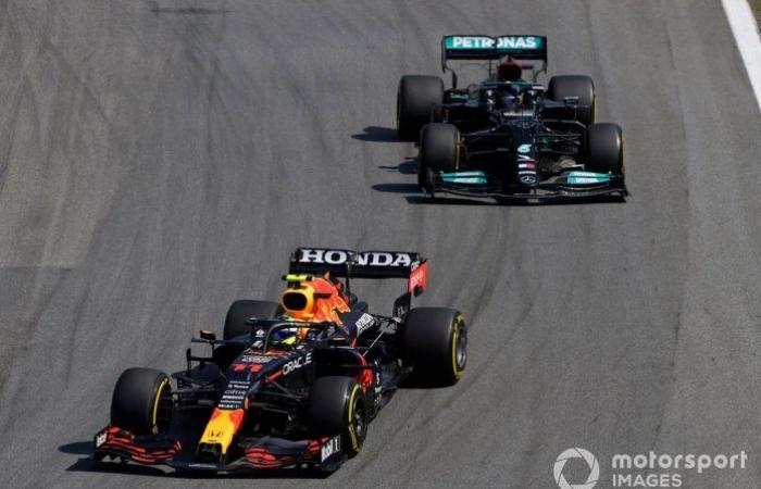 How Mercedes’ weakness cost Verstappen so dearly amid Hamilton’s rise in...