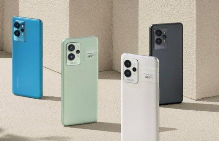 Realme GT 2 and GT 2 Pro launched with 50MP cameras,...