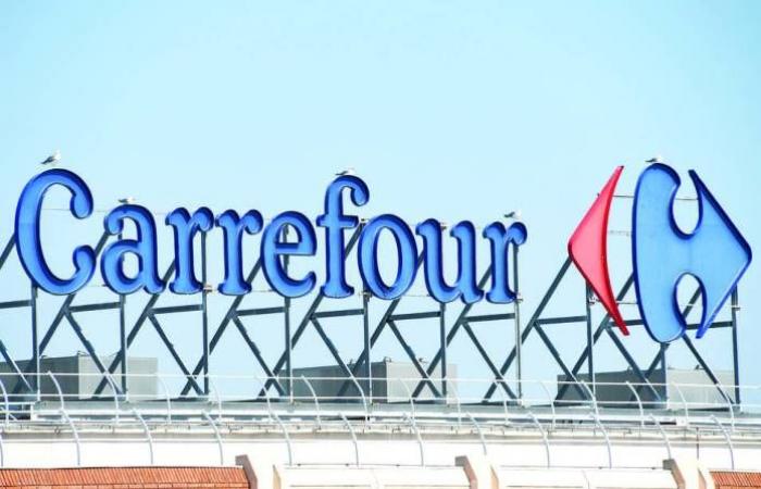 European shares are falling from record levels… and “Carrefour” is flying