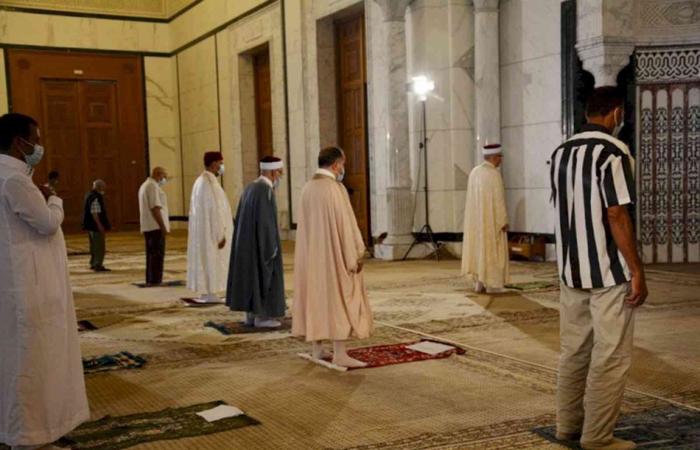 Suspension of Friday prayers in Tunisia due to the outbreak of...