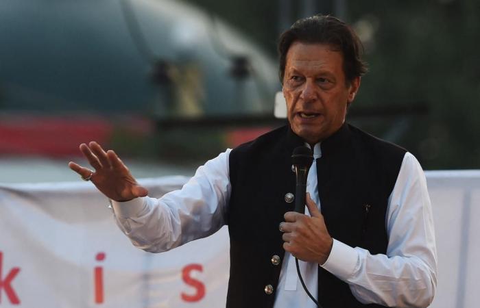 Police deployed at former Pakistan PM Imran Khan’s court indictment
