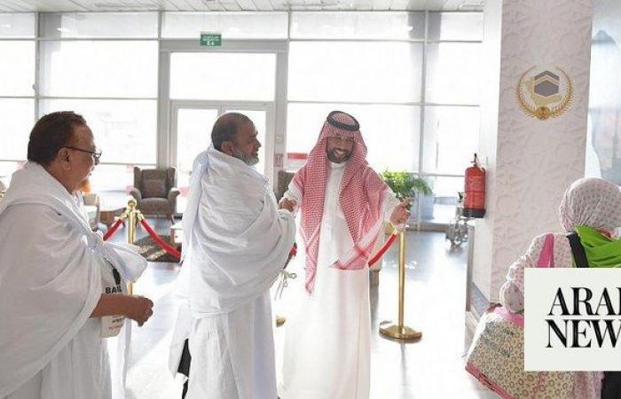 Makkah Route expansion tops agenda as Pakistani minister visits Riyadh