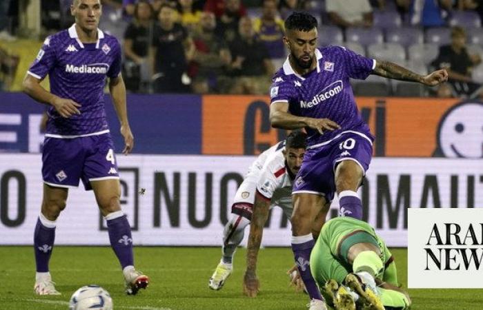 Fiorentina beat Cagliari 3-0 to move level with third-place Napoli in Serie A