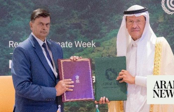 KSA, India sign MoU to boost cooperation on renewable energy