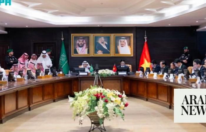 Saudi Arabia, Vietnam sign agreement to bolster economic and trade ties