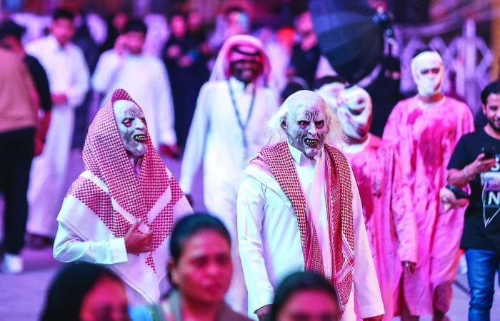 Saudi creative hub hosts vampire-themed exhibition