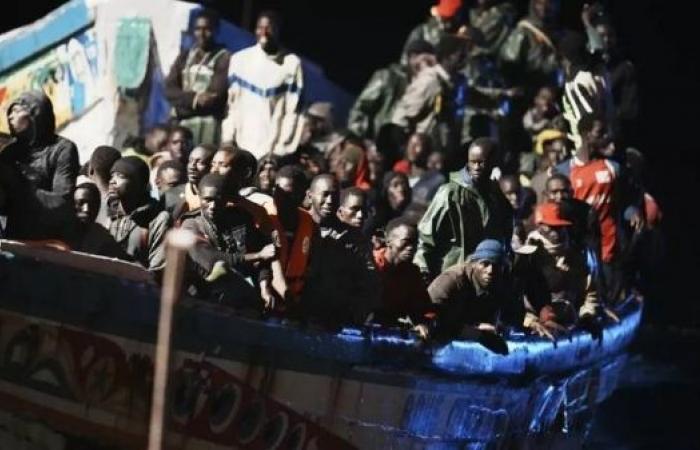 Record-breaking 32,000 migrants arrive in Canary islands so far this year