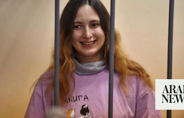 Russia seeks an 8-year prison term for an artist and musician who protested the war in Ukraine