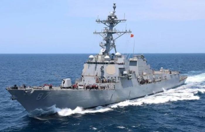 Ballistic missiles fired toward US destroyer after it responded to attack on tanker