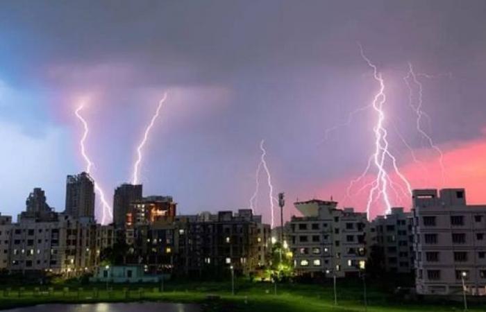 Lightning and hailstorms kill 24 in western India