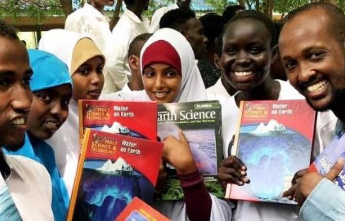 Somali-born champion of refugee education wins top UNHCR award