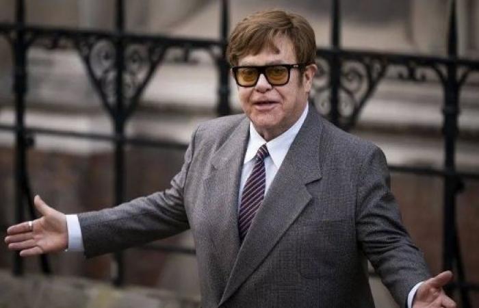 Elton John to address British MPs after HIV testing trials success
