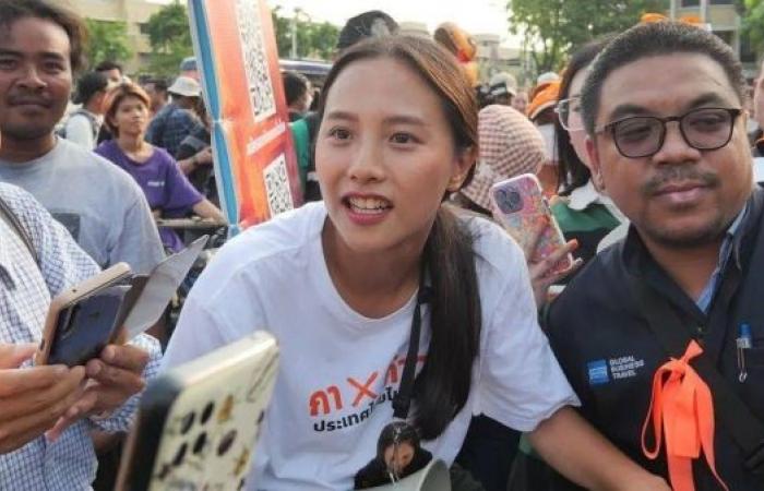 Thai MP jailed for posts insulting the monarchy