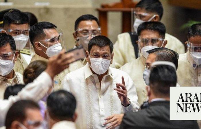 Former Philippine president Duterte denies making death threat