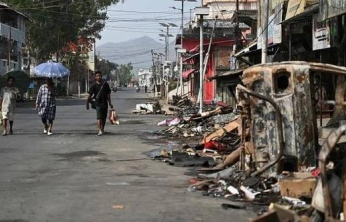 Manipur violence: Mass burial for victims of India ethnic clashes