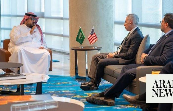 Economy and planning minister meets US ambassador to Saudi Arabia in Riyadh