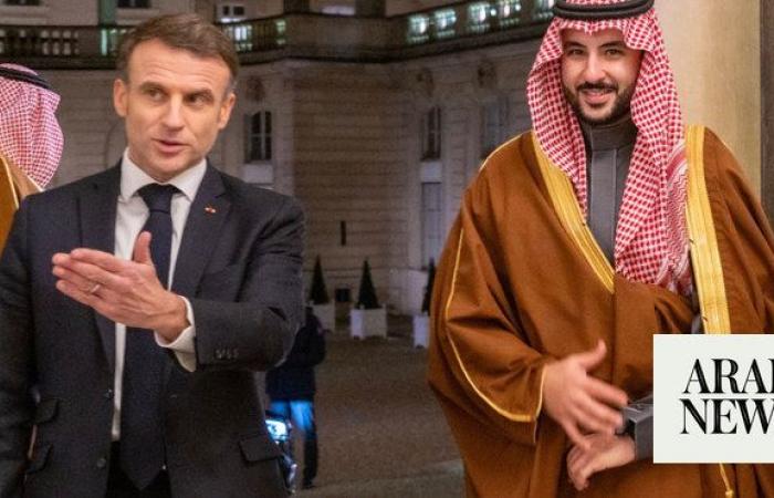 Saudi defense minister meets French President Macron