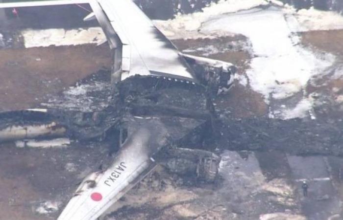 Japan jet crash: Airline pilots unaware of cabin fire until crew told them