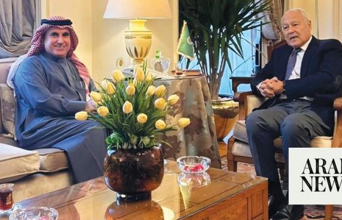 Arab League secretary-general meets with Saudi Arabia’s envoy