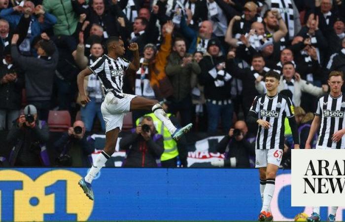 Isak scores twice as Newcastle beat Sunderland 3-0 in FA Cup to end slump