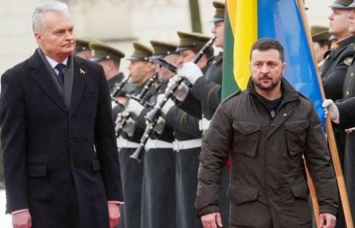 Zelensky makes surprise visit to Lithuania to discuss war