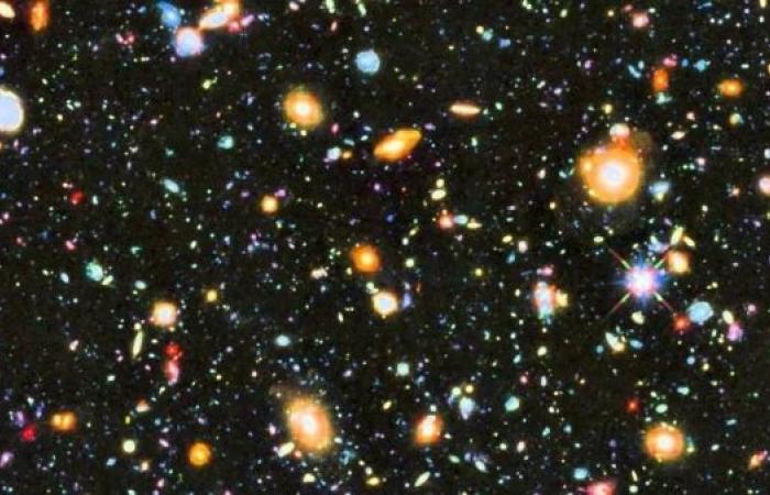 Huge ring of galaxies challenges thinking on cosmos