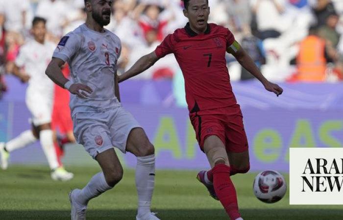 Son Heung-min fluffs lines but Korea, Iraq win openers at Asian Cup