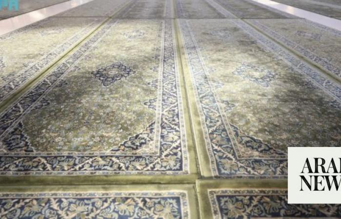Prophet’s Mosque in Madinah furnished with over 25,000 carpets for worshipper comfort