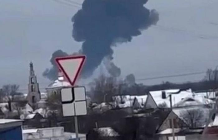 Russian jet crashes carrying Ukrainian PoWs 