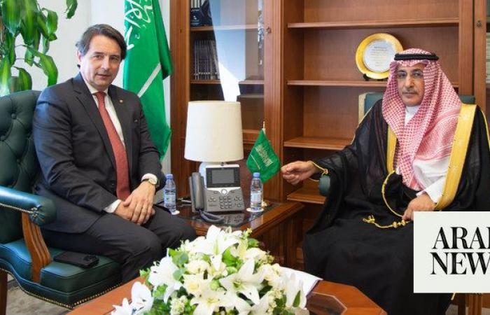Saudi deputy minister meets ambassador of Portugal