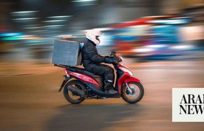 Road safety fears amid Jeddah food delivery boom