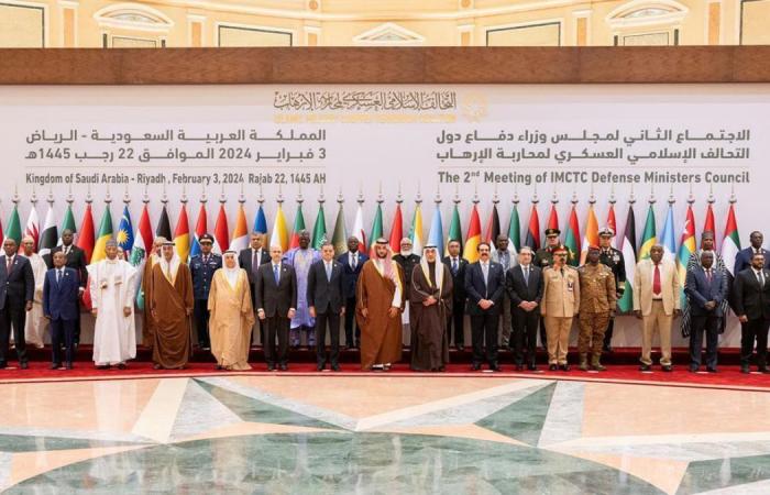 Defense ministers from Saudi-led counterterrorism coalition meet in Riyadh