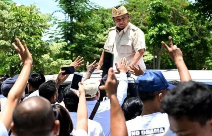 Indonesia's 'cuddly grandpa' with a bloody past