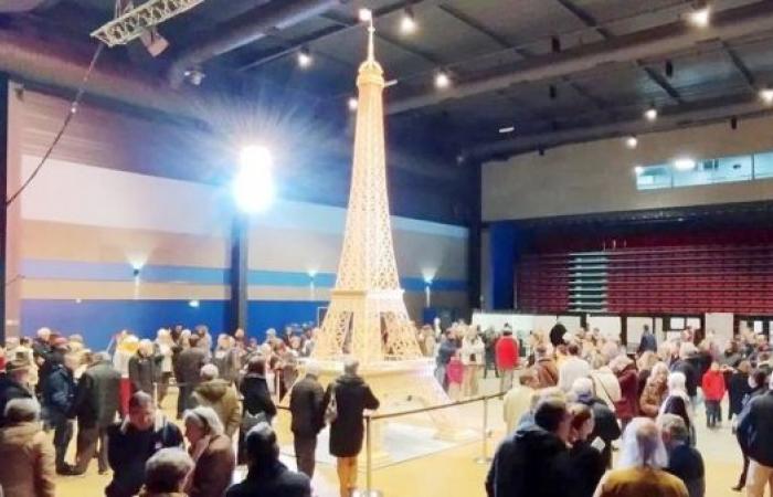 World record for matchstick Eiffel Tower after U-turn