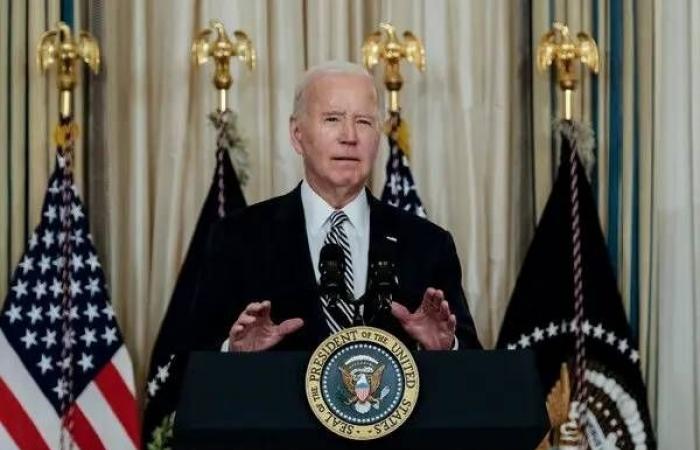 Biden slams Trump criticism of Nato as 'shameful'