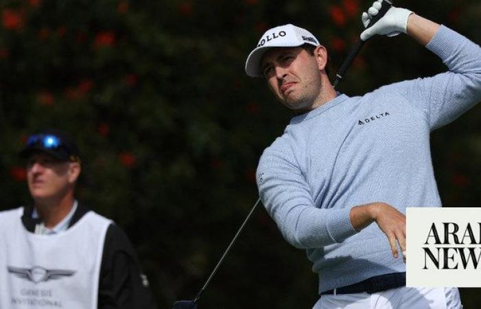 Woods withdraws with ‘flu-like’ illness at Riviera, Cantlay leads